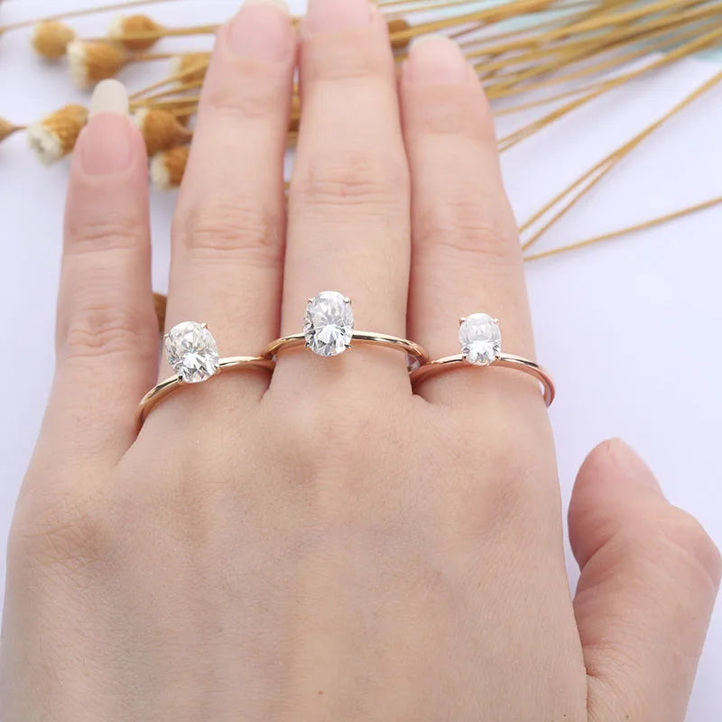 DRIFA | Oval Solitaire Moissanite Engagement Ring