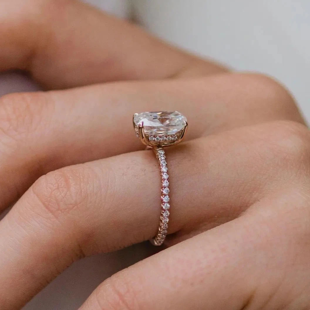 THYRA | Cushion Radiant Cut Pave 2.5 Carat