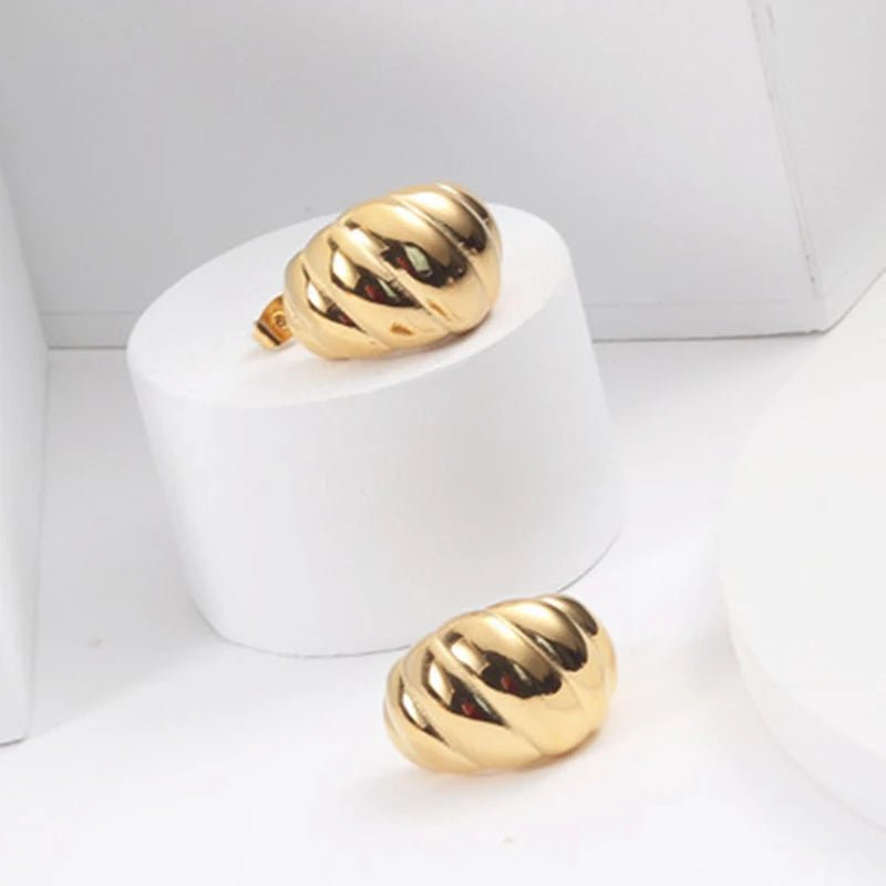 Bold Croissant Chunky hoop earrings - Kalyn & Co.