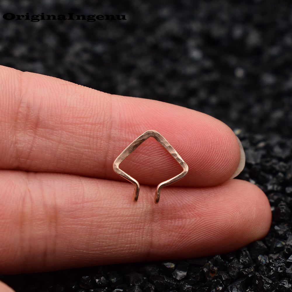 Handmade Hammered Nose Septum Piercing - Tiny Septum Hoop - Fake Jewelry Piercing
