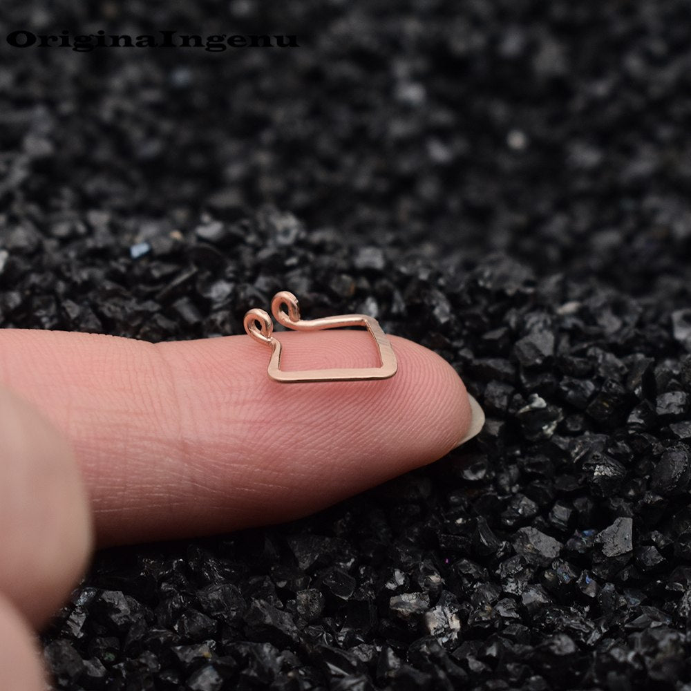 Handmade Hammered Nose Septum Piercing - Tiny Septum Hoop - Fake Jewelry Piercing