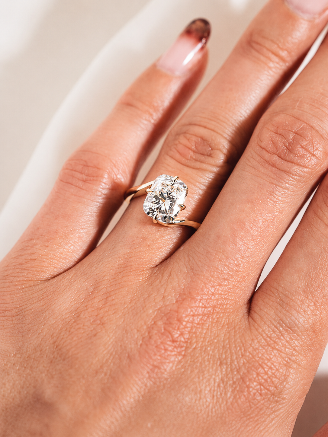 PAEDYN | Elongated Cushion Cut Bypass Band