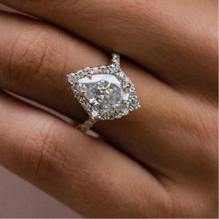 KARA | 2 Carat Crushed Ice Pear Cut Halo Pavé