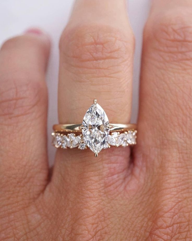 AELIN | Bridal Set - Marquise Cut 3 Carat Moissanite Ring with Pave Marquise Eternity Band